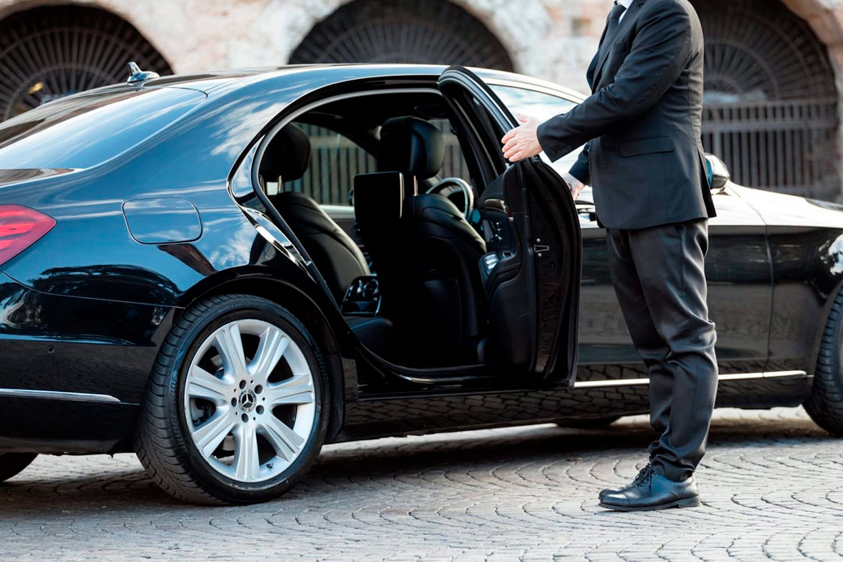 Chauffeur Service | xdriver services | Signlimony