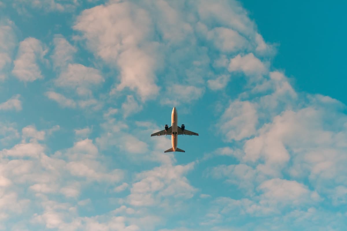 Staying Connected: A Simple Guide to Two-Way Mobile Radios | WordYrazzii