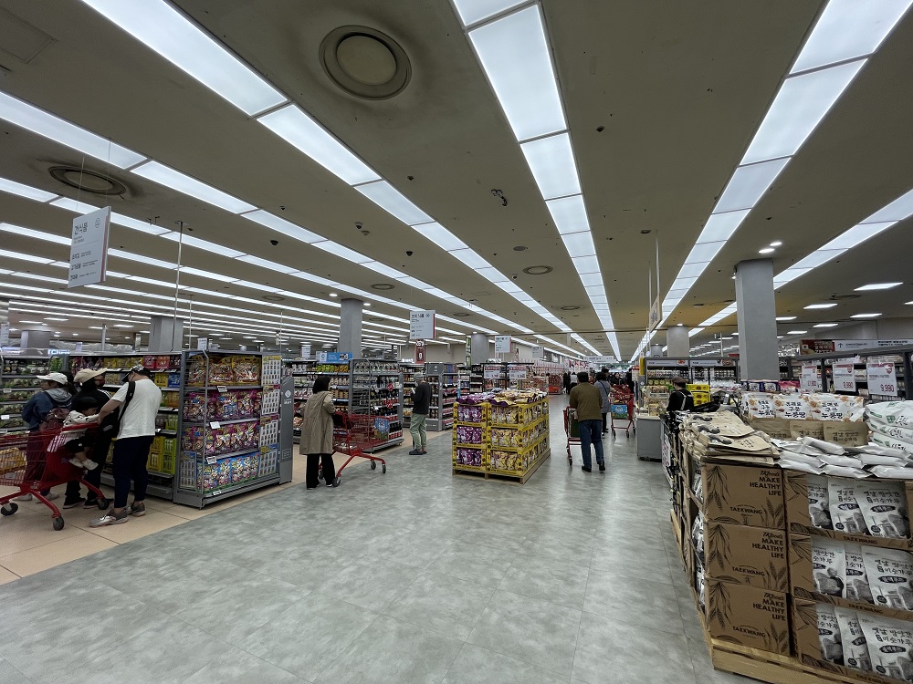 What to Buy at a Korean Mart: A Beginner’s Guide to Korean Essentials