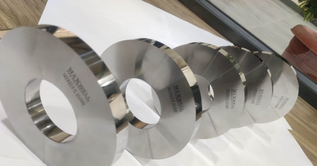 Top 10 Uses of Industrial Knives in Modern Manufacturing