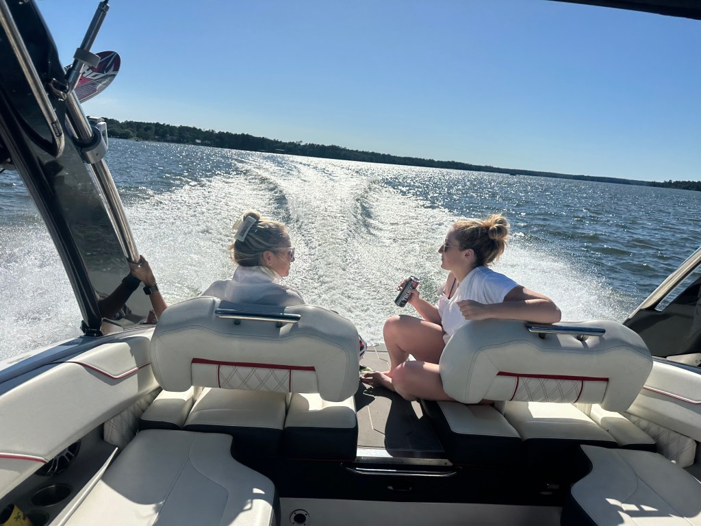 Things To Do On Lake Conroe For The Ultimate Weekend Getaway - YOLO Lake Conroe captain led boat rentals