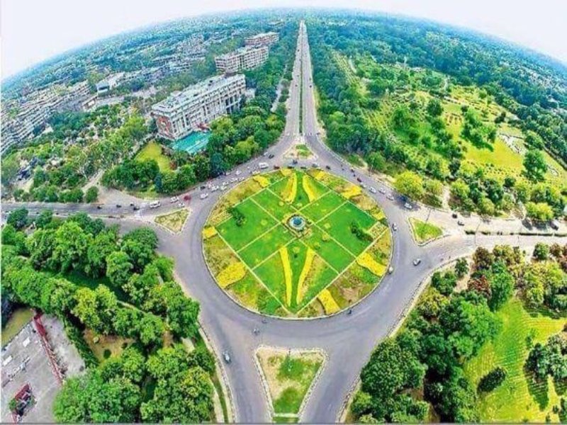 Best Taxi Service in Chandigarh | Cab Service in Chandigarh At 10% Discount