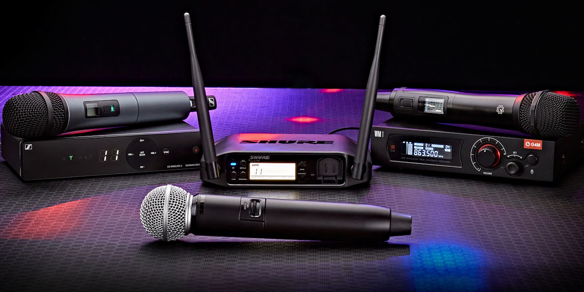 Wireless Microphones 101: A Versatile Solution for Performers, Content Creators and Businesses | Compare Factory