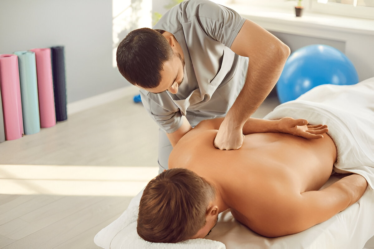 How a Massage Therapist Helps You Recover Faster After Sports Injuries? – Writoka