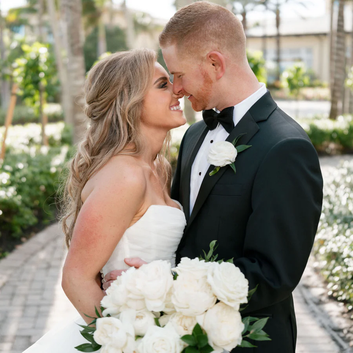 How to Preserve Bridal Bouquet with Modern Preservation Services | by Olive Branch Studios | Sep, 2025 | Medium