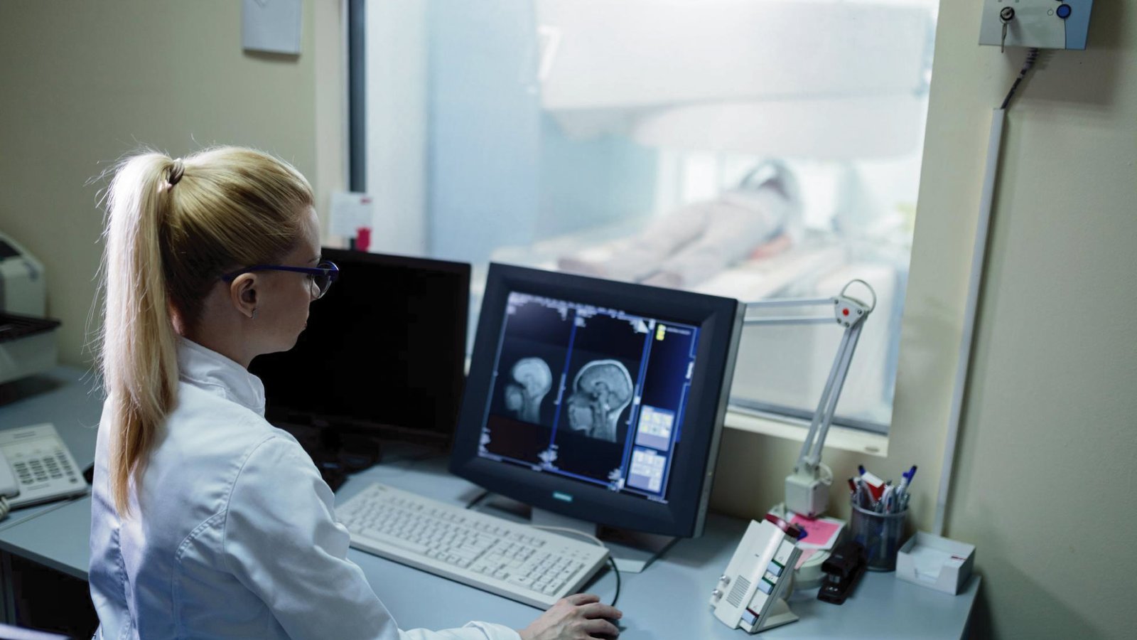 The Future of AI in Cancer Care: Transforming Research and Diagnosis - AI-Tech Park