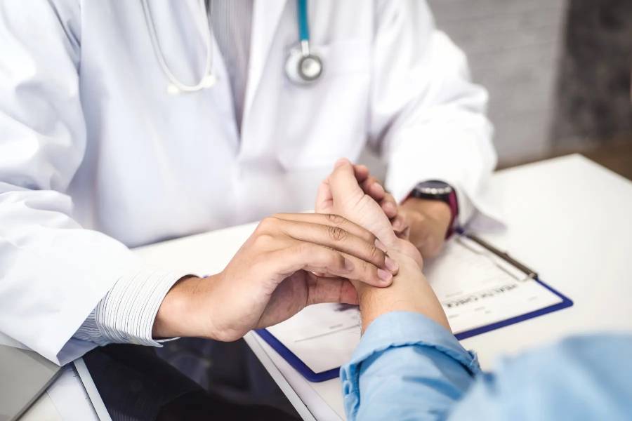 General Physician in Thrissur | Dr. Vinaya Thekkethil – Family Doctor in Thrissur