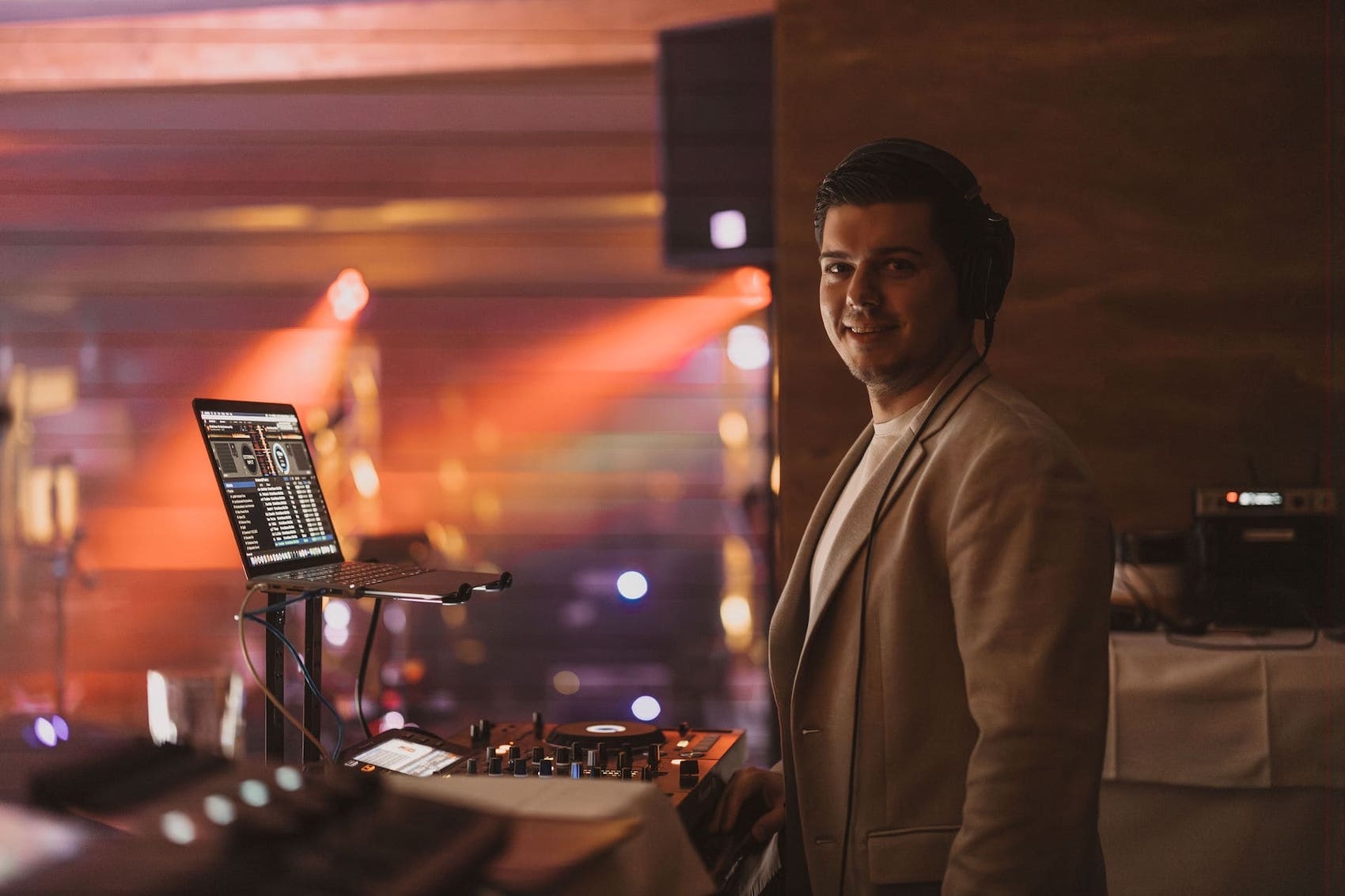Wedding DJ Munich – Euer Hochzeits-DJ für Rosenheim...