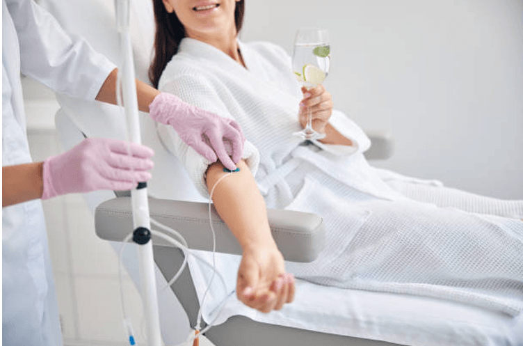 Top Benefits of IV Drip Infusion Therapy at Home in Dubai