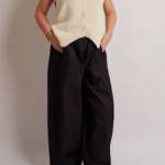 Beige knitted top Profile Picture