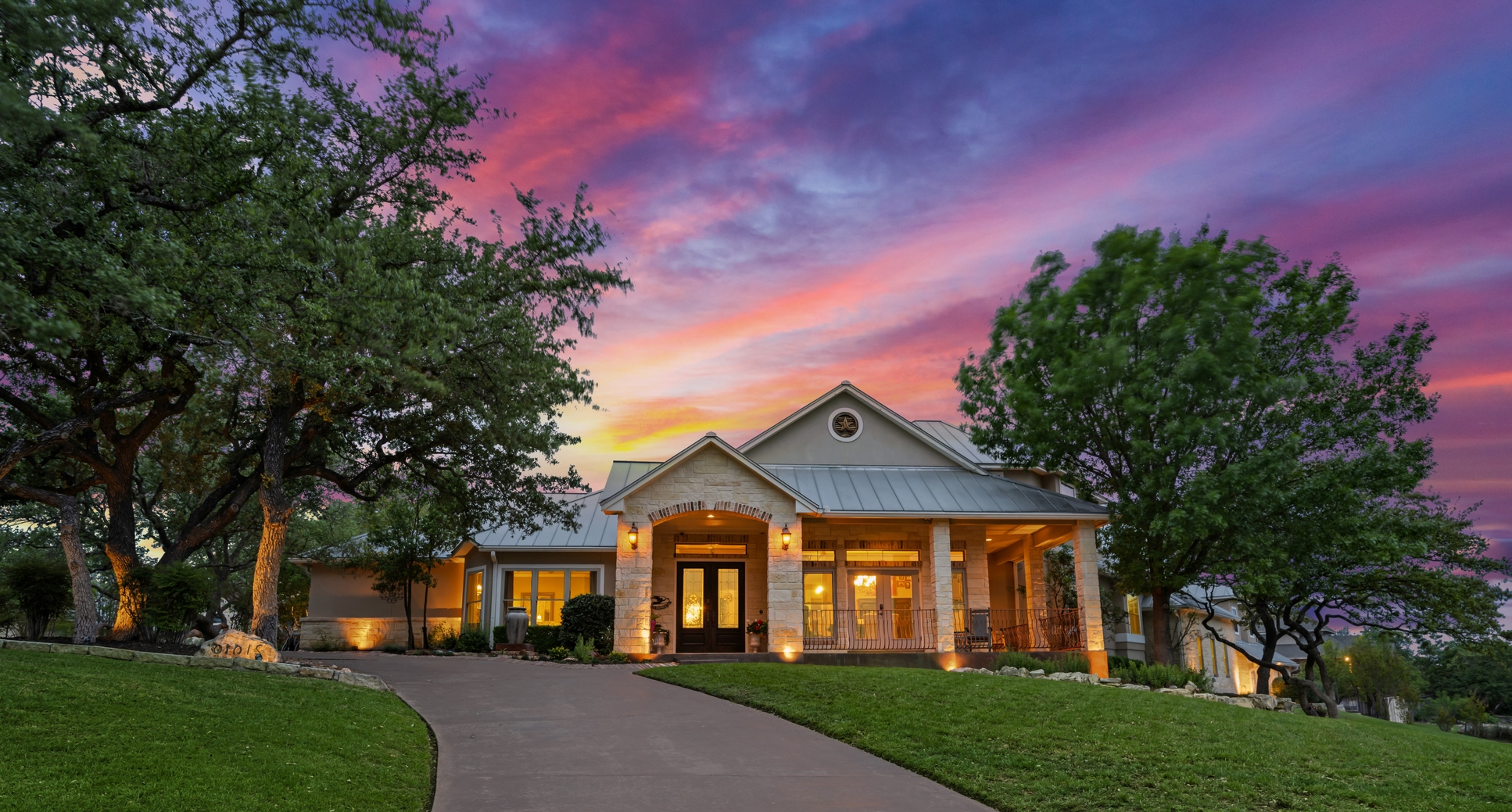 Jennifer Taganyi - Real Estate Broker