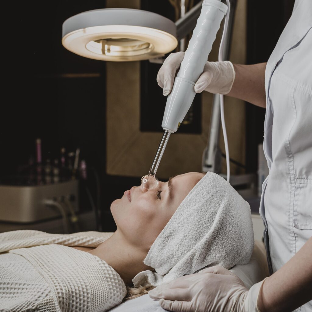 Aesthetic Clinic in Dwarka | Skin Specialist & Acne Treatment in Dwarka