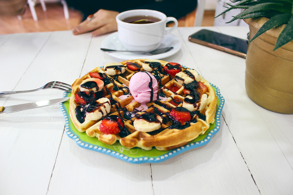 The Sweet Spot: Why Savvy Entrepreneurs Are Investing in Dessert Cafés - The Waffle Co. | Finest And Savory Waffles