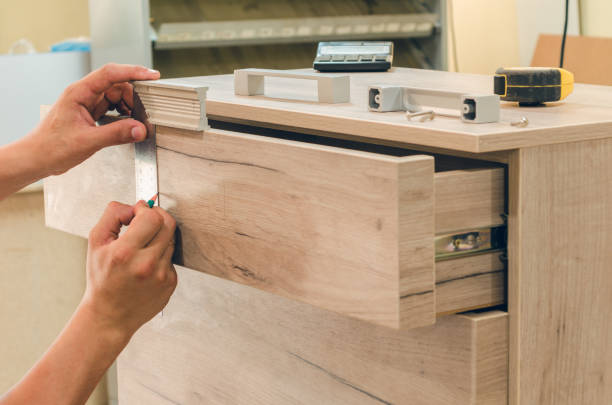 How a Cabinet Maker Repairs Damaged Cabinets Better Than DIY