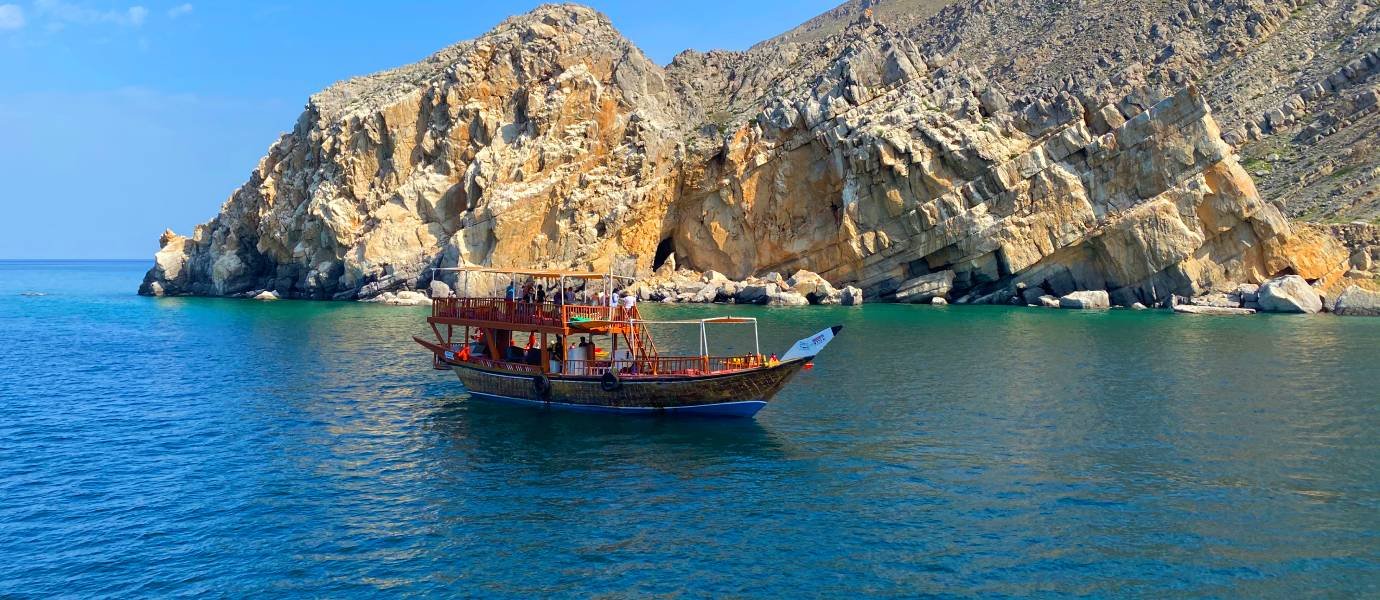 Khasab Musandam Dhow Cruise & Oman Musandam Boat Trip