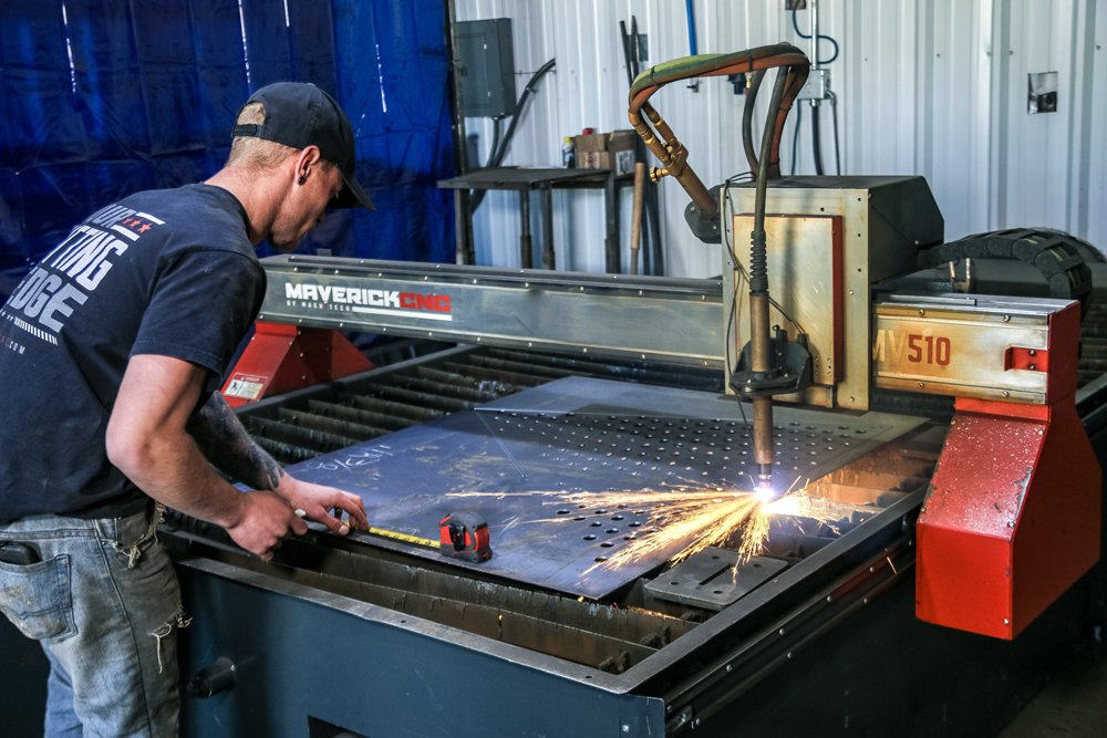 How to Choose the Right CNC Plasma Cutter for Your Workshop: A Complete Guide - TheBlogyfi