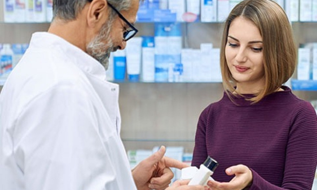 10 Ways a Pharmacy for Medicine Delivery Solves Your Weekly Pill Stress