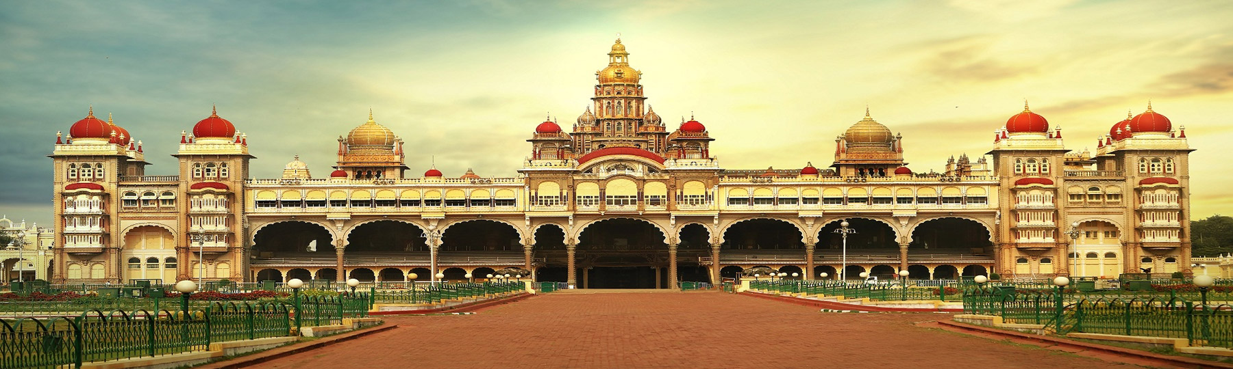 Karnataka & Kerala Tour Package: Nature, Heritage & Serenity tour