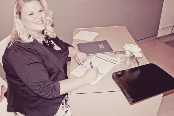 Understanding Wedding Officiant Price in Canada: What Couples Should Know - atechvibe