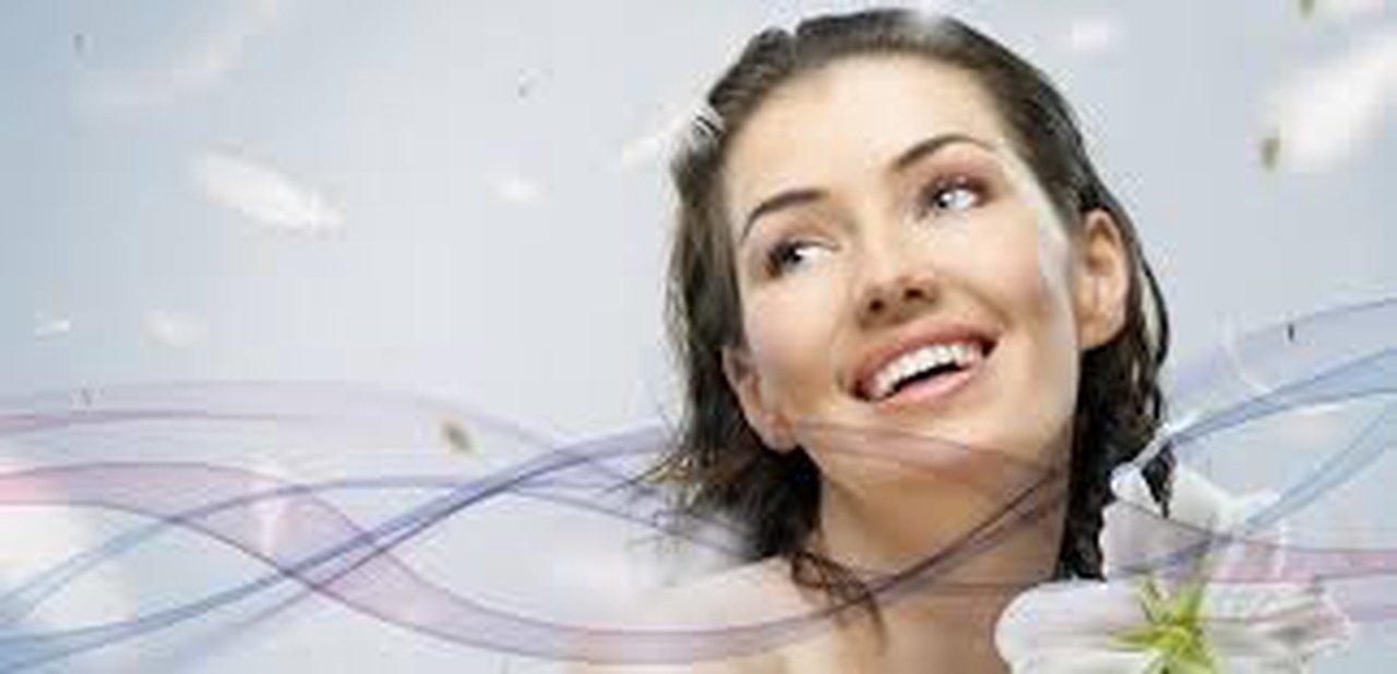 How Premium Fragrances Can Justify Higher Price Points in Personal Care | Articles | panamericanfragrances | Gan Jing World - Technology for Humanity | Video & Movie Streaming