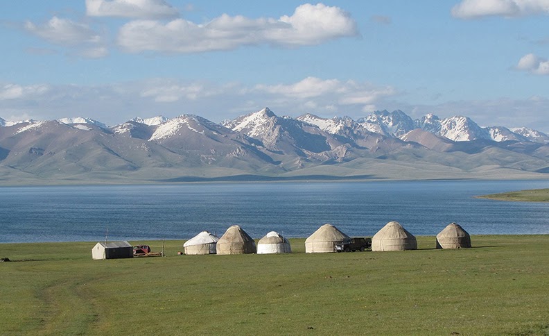 Hiking in Kyrgyzstan – Explore Untouched Mountains with Kyrgyz Guided Tours