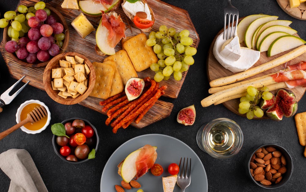 How Charcuterie Board Delivery Services Are Transforming Home Gatherings