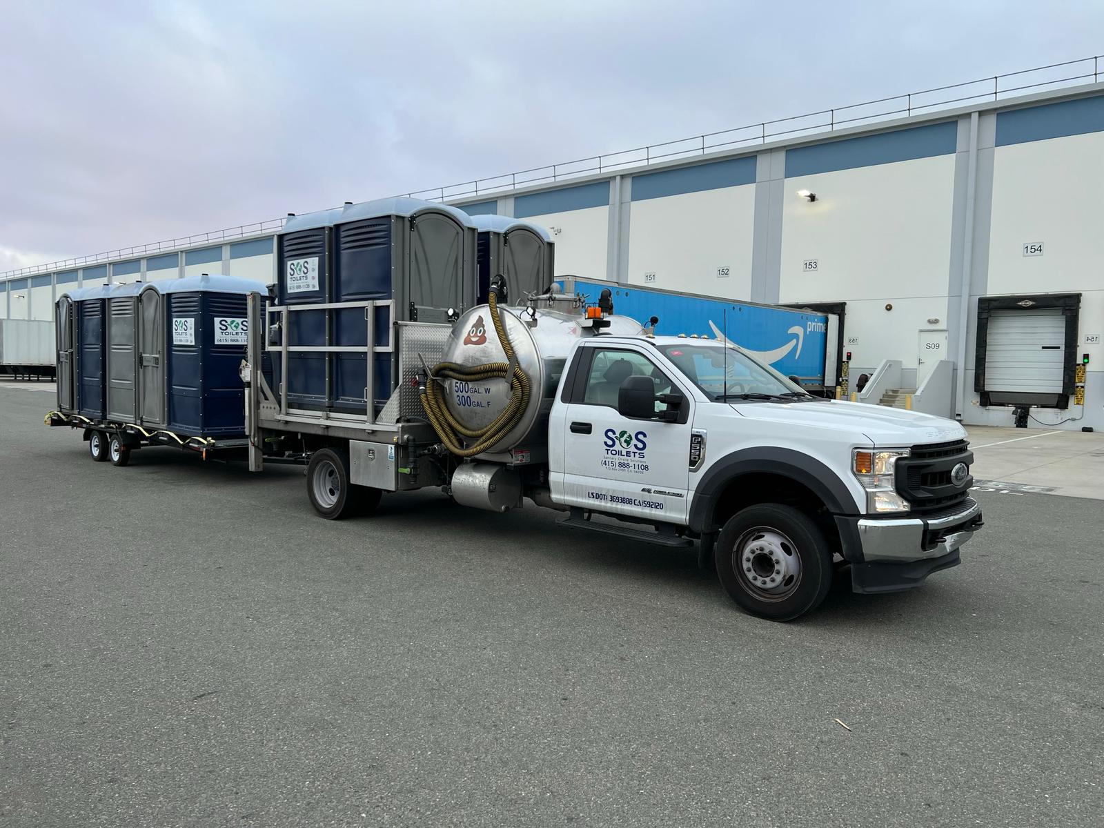 Porta Potty Rental Oakland | Portable Toilets Rental Near Me | SOS