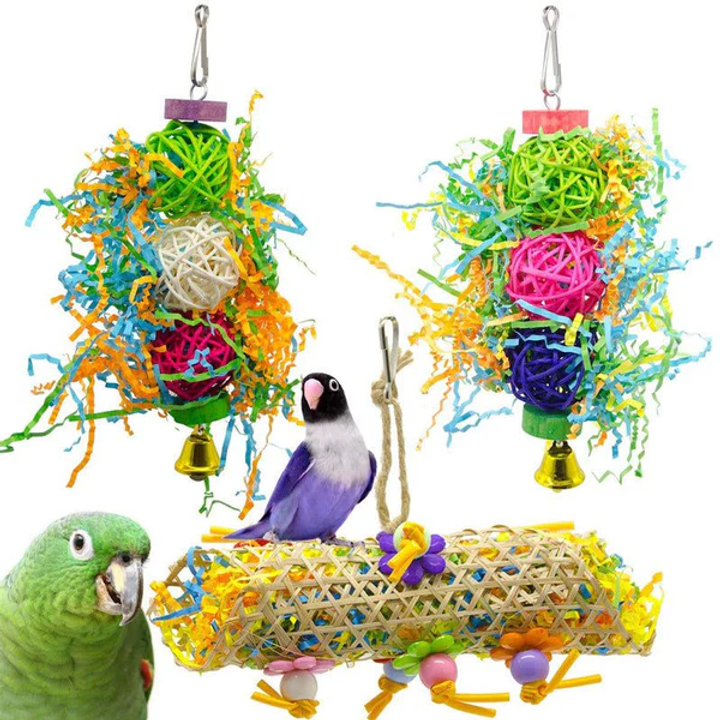 How Toys Improve the Lives of Birds and Small Pet