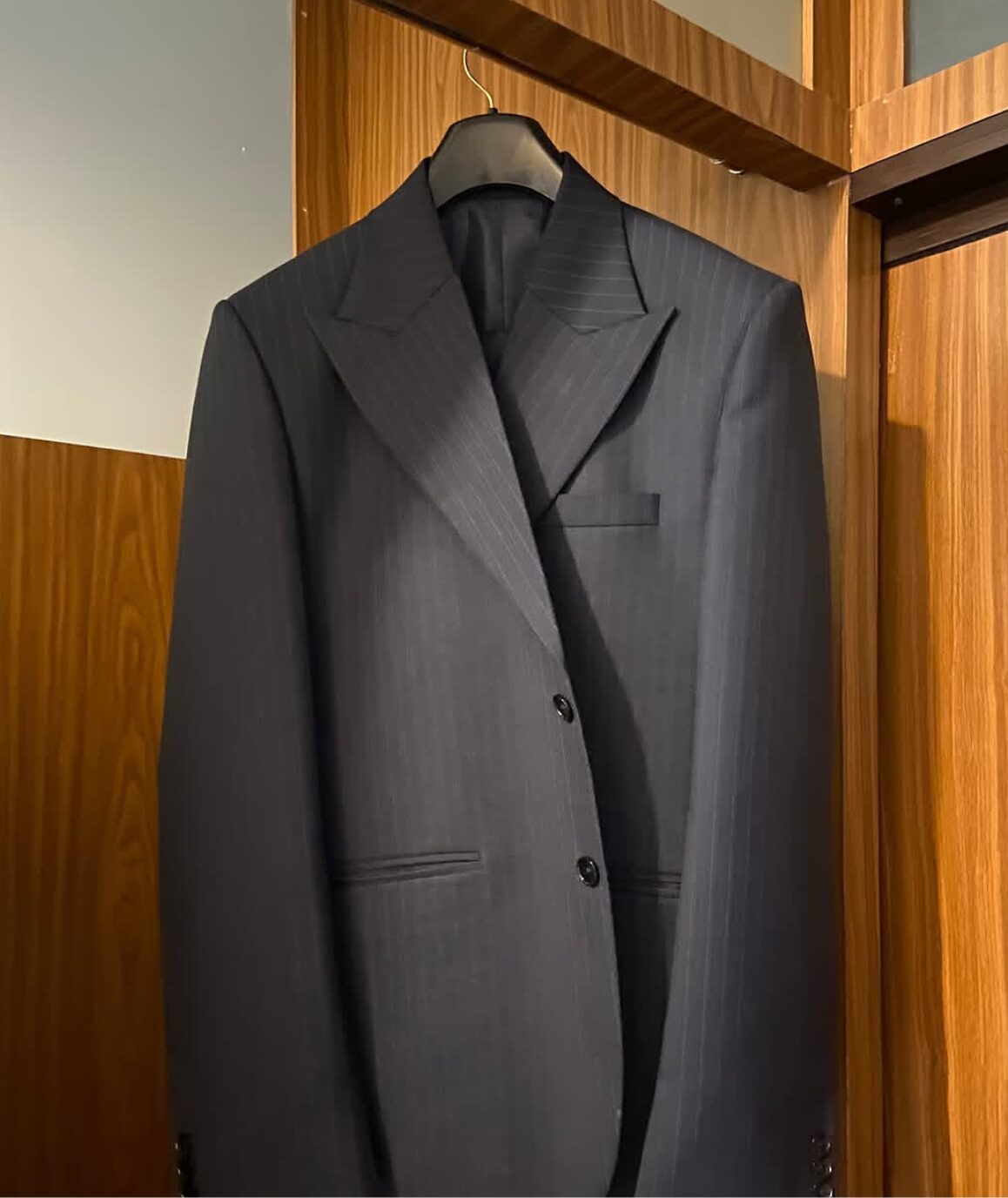 Tropical Wool: The Secret to Structured Summer Suits