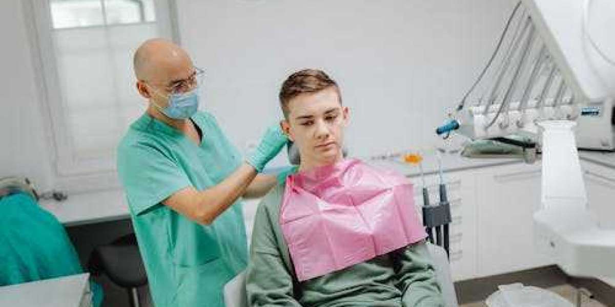 Signs You Need to Visit a Dentist Immediately