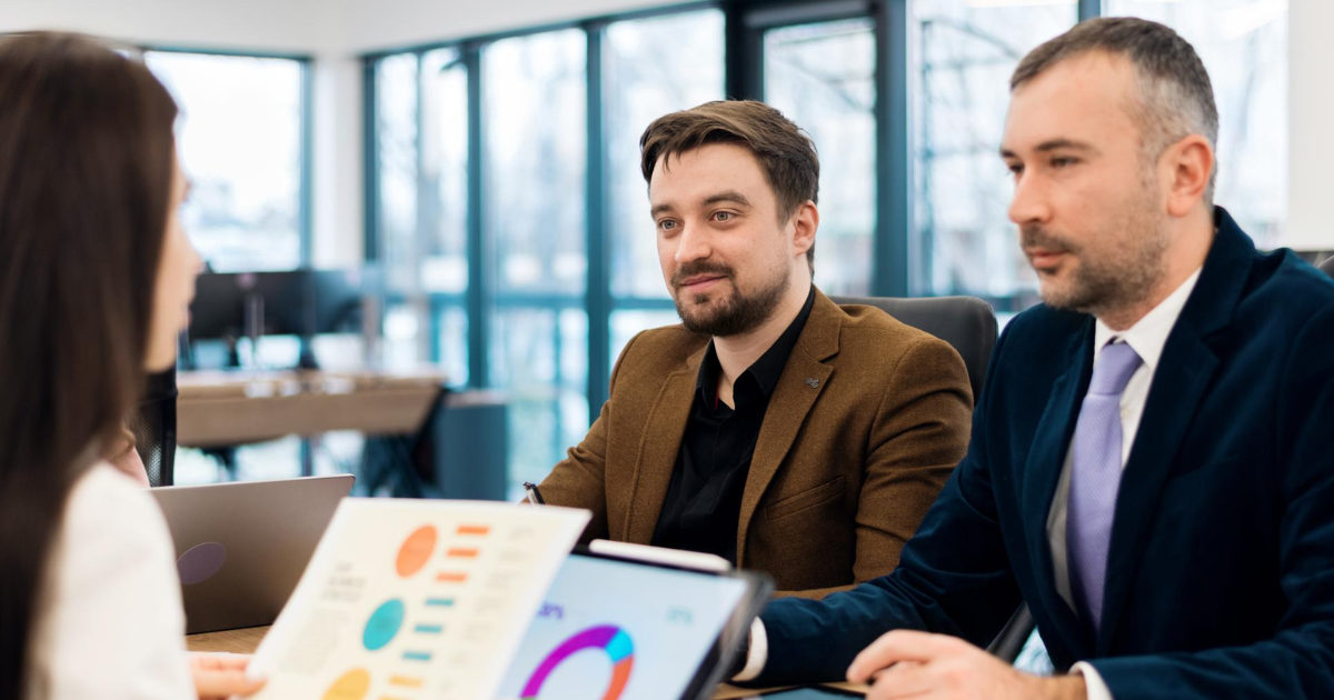 Why Businesses Choose Professional Marketing Management Consulting Services in Dubai