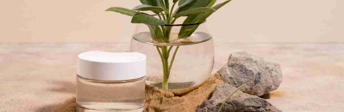 Crema Natural Del Pecho Cover Image