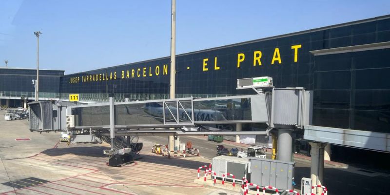 Ryanair Barcelona-El Prat Airport Terminal - BCN 1-844-780-1718