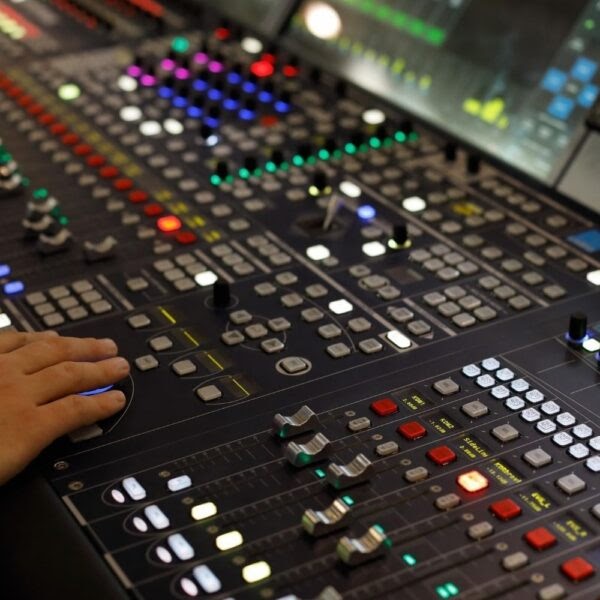 Are New York Audio Visual Equipment Rentals Worth It?