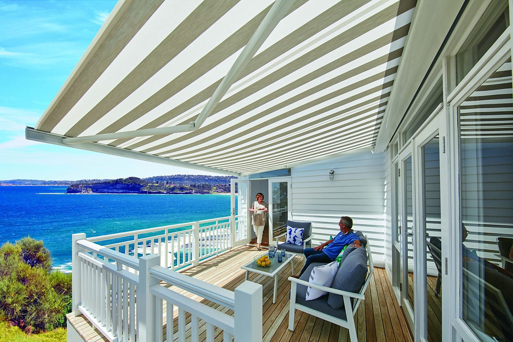 How Luxaflex Folding Arm Awning Improves Outdoor Comfort