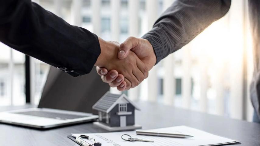 How Discount Real Estate Agents in Houston Help First-Time Buyers