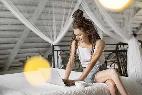 The Ultimate Buying Guide for Mosquito Nets for Queen Beds