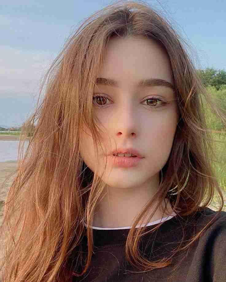 Abby Vangg Profile Picture