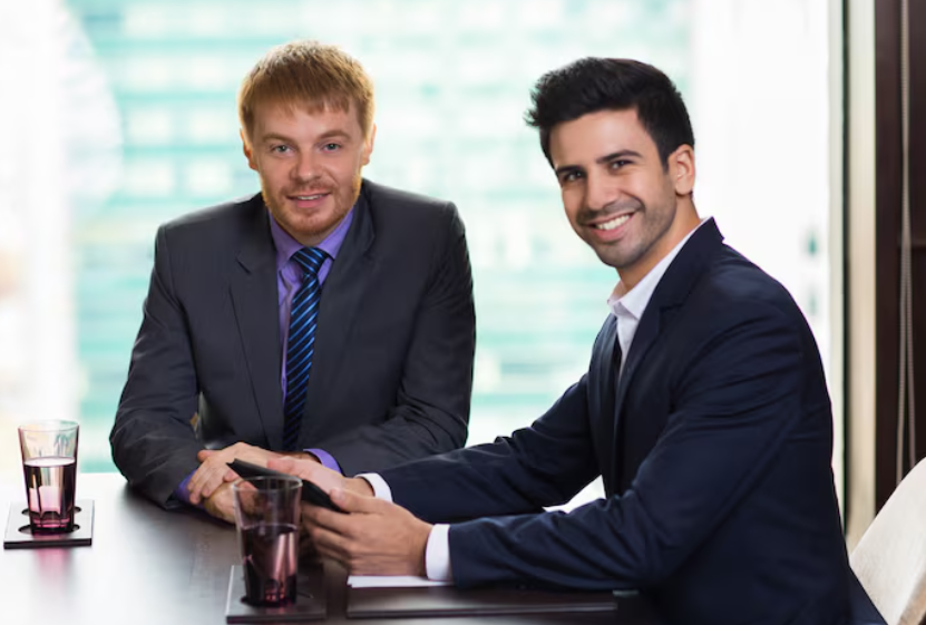 Key Benefits of Working With Civil and Commercial Lawyers Delhi
