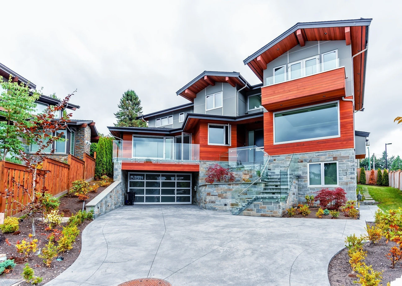 Garage Door Installation Vaughan |  J&S Garage Doors