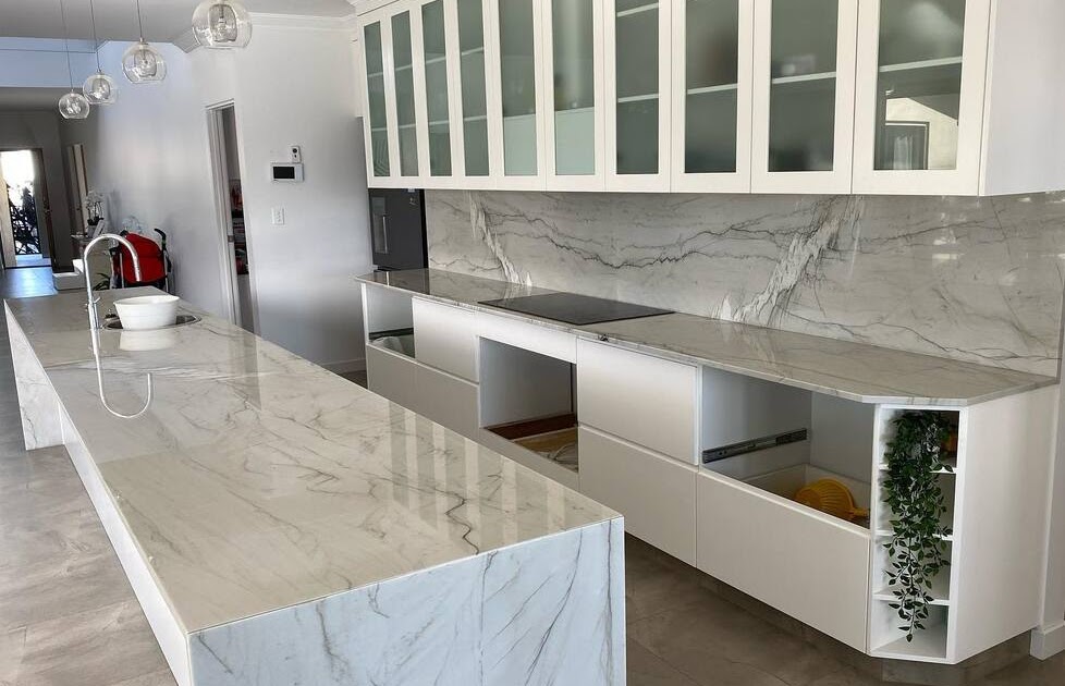 Why Are Engineered Stone Benchtops and Artificial Stone Benchtops Ideal?