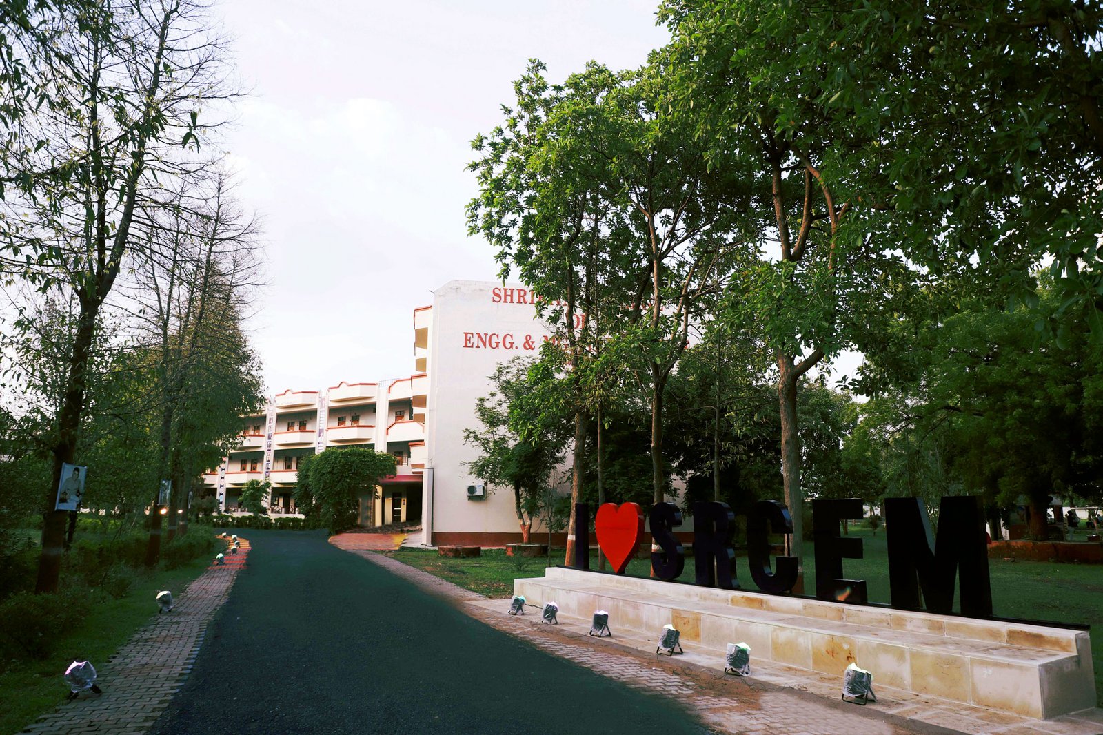 ShriRam Group of Colleges (SRGOC) (SRCEM-1998) | Best Private College in Gwalior, Madhya Pradesh
