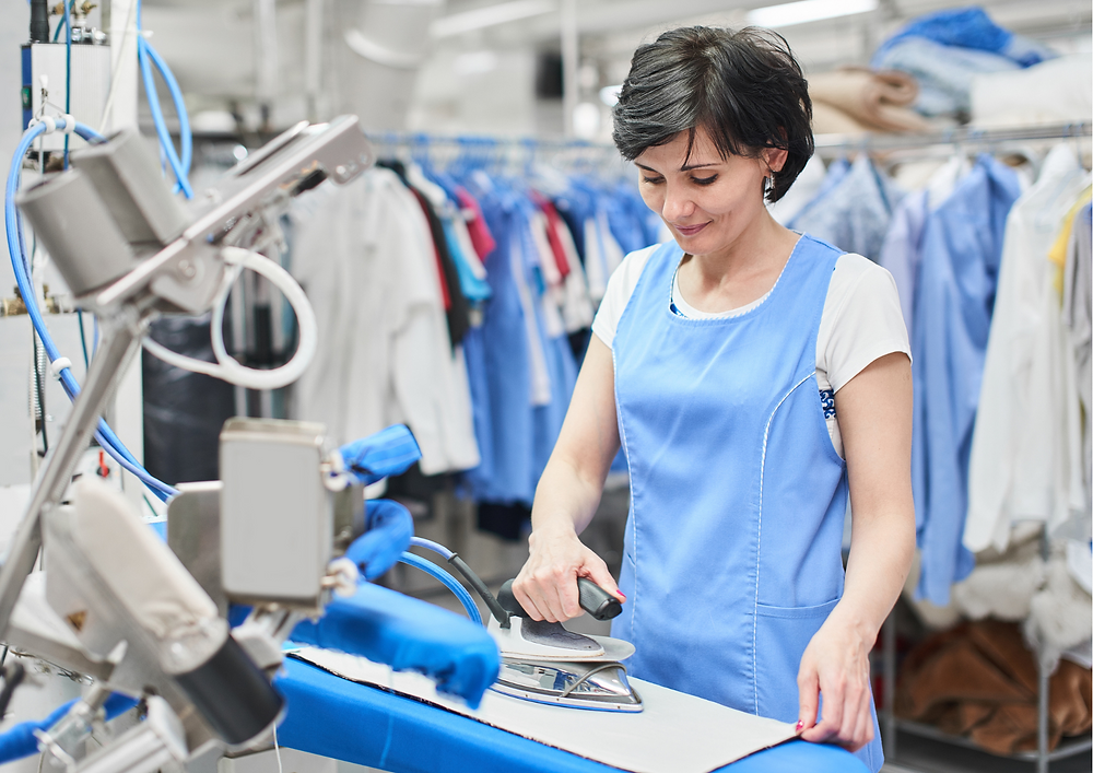 What Makes a Commercial Laundry Service in Phoenix Reliable?