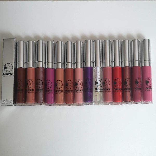 lip-gloss