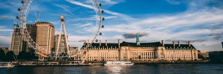 Explore Global Airline Offices with AeroOfficeDesks