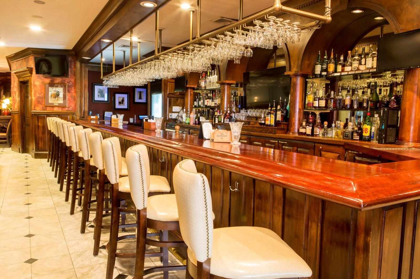 How Can Nationwide Restaurant Staffing Services Help?