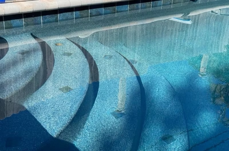 Professional Fiberglass Pool Resurfacing Services