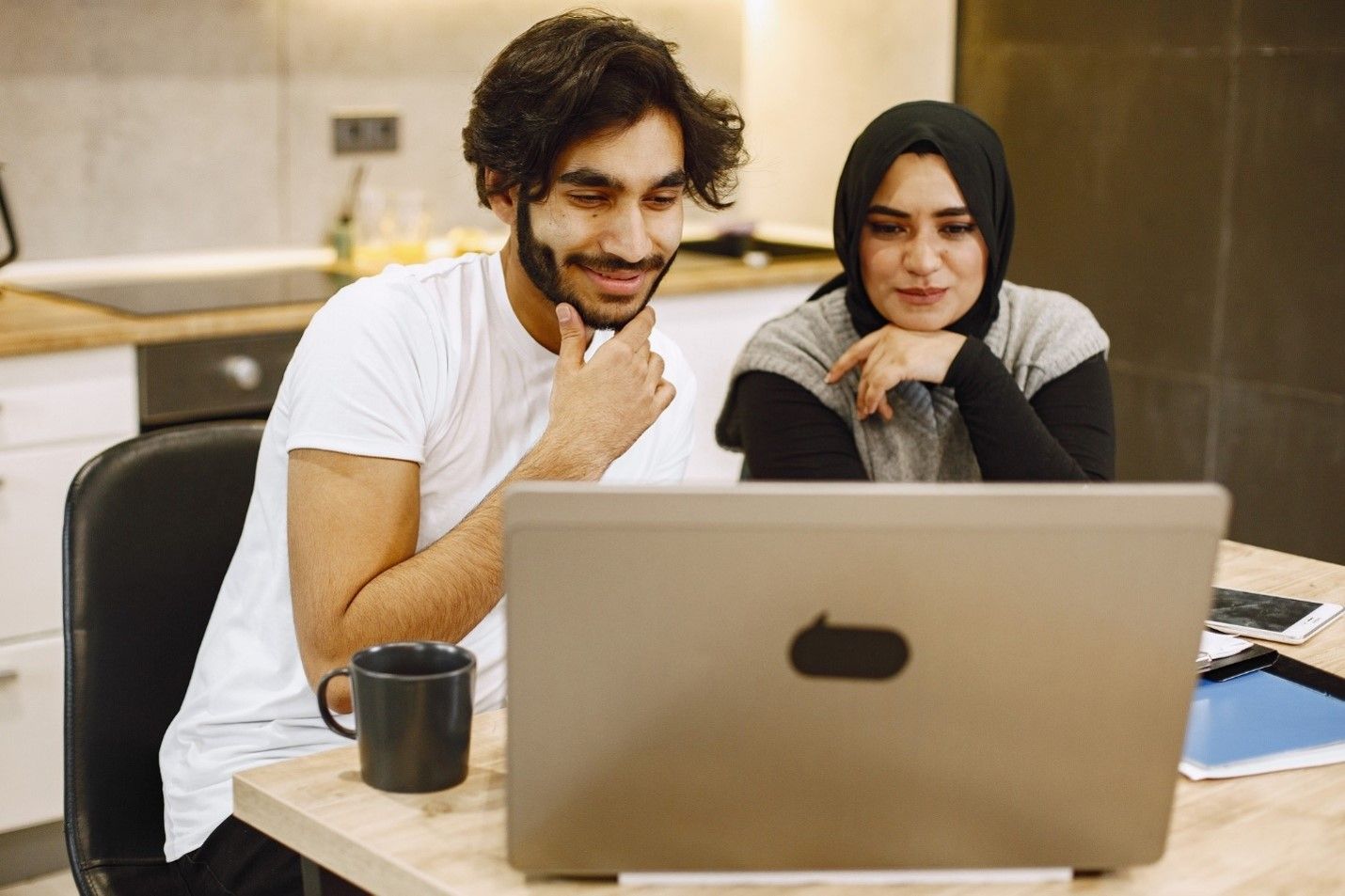 Call Boy Job Opportunities Through Hook Up Websites in India