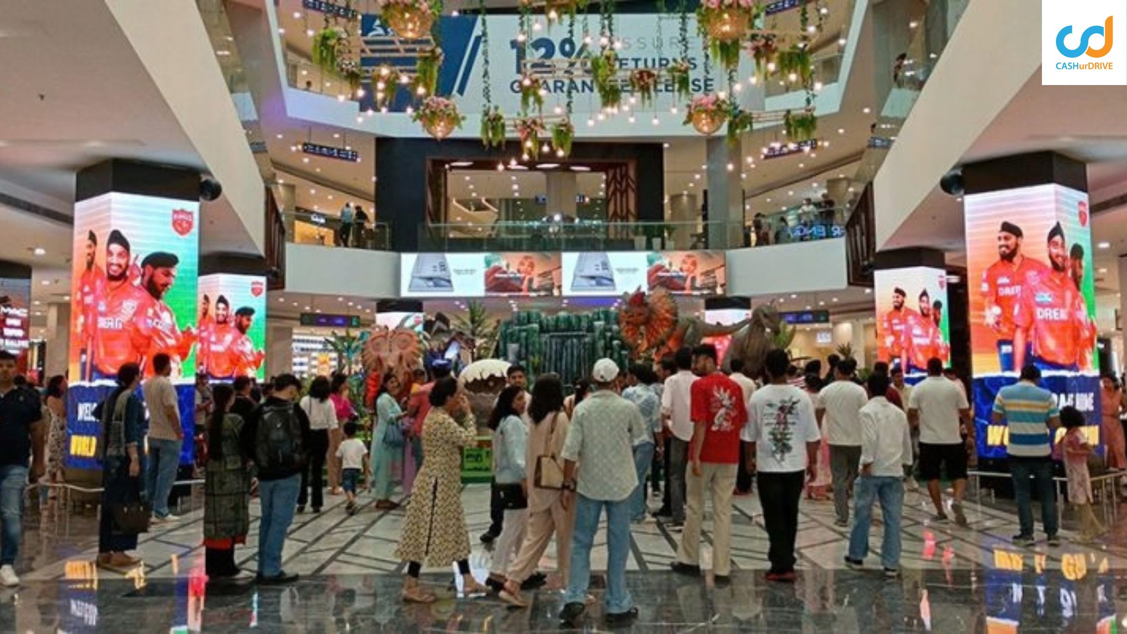15 Festive OOH Advertising Ideas for Brands in 2026