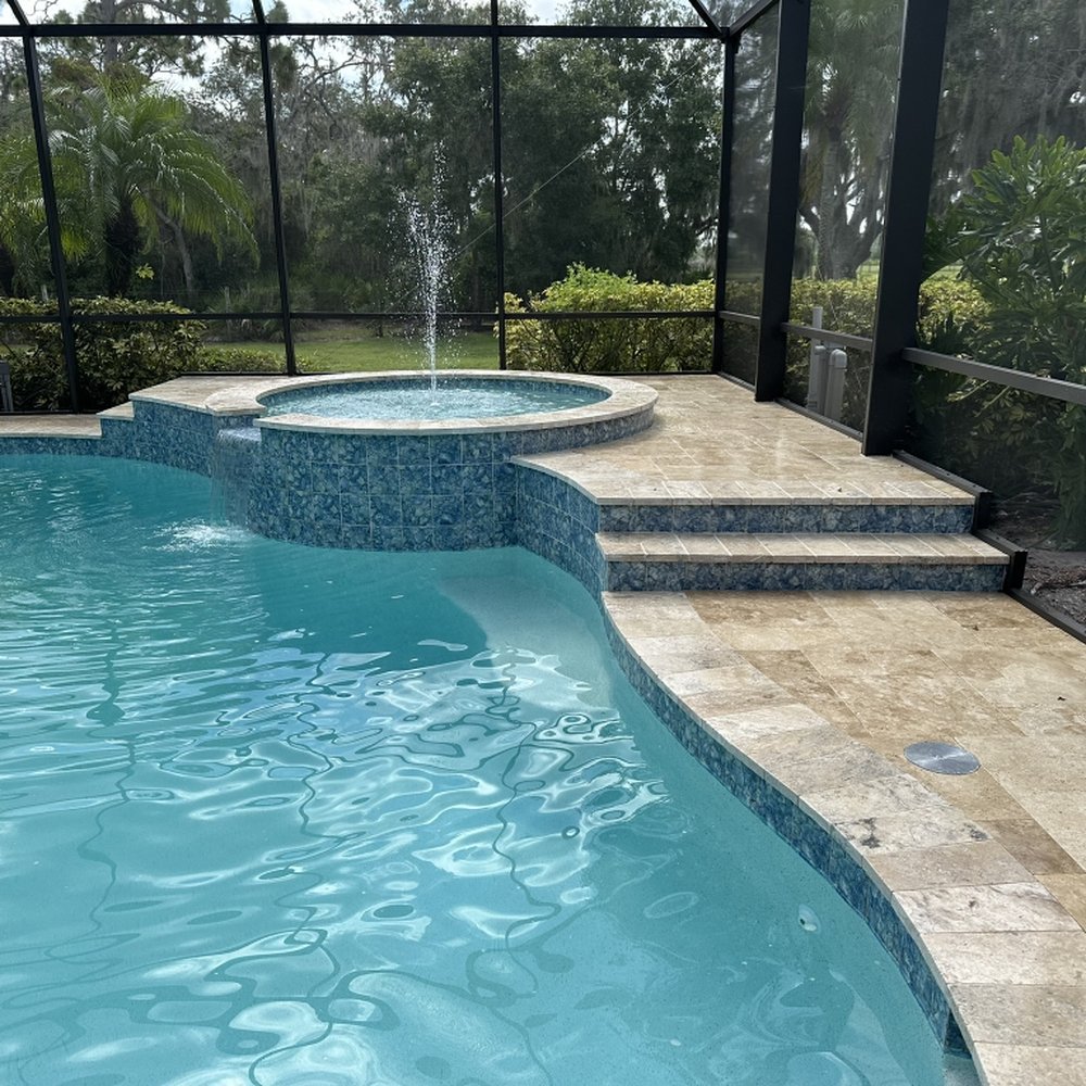 How to Know When Your Tampa Pool Needs Resurfacing